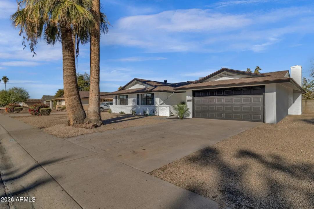Real Estate Picture 2