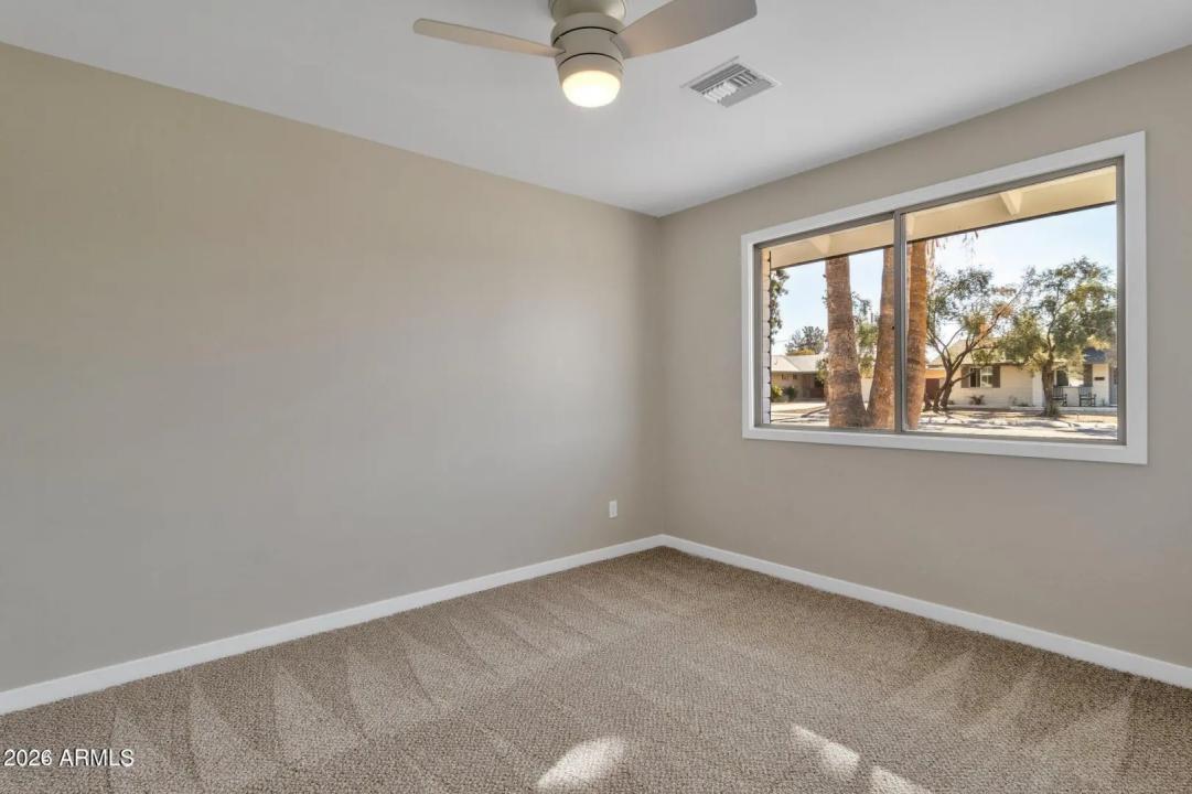 Real Estate Picture 20