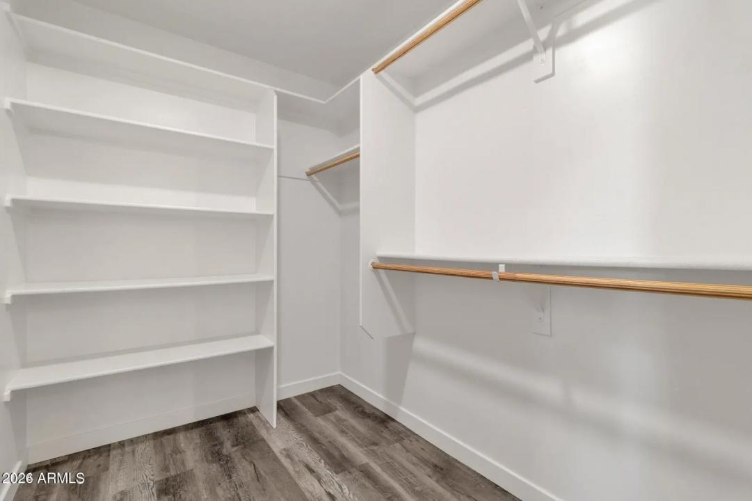 Real Estate Picture 28