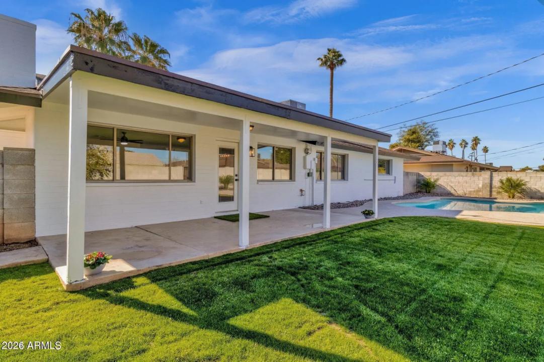 Real Estate Picture 29