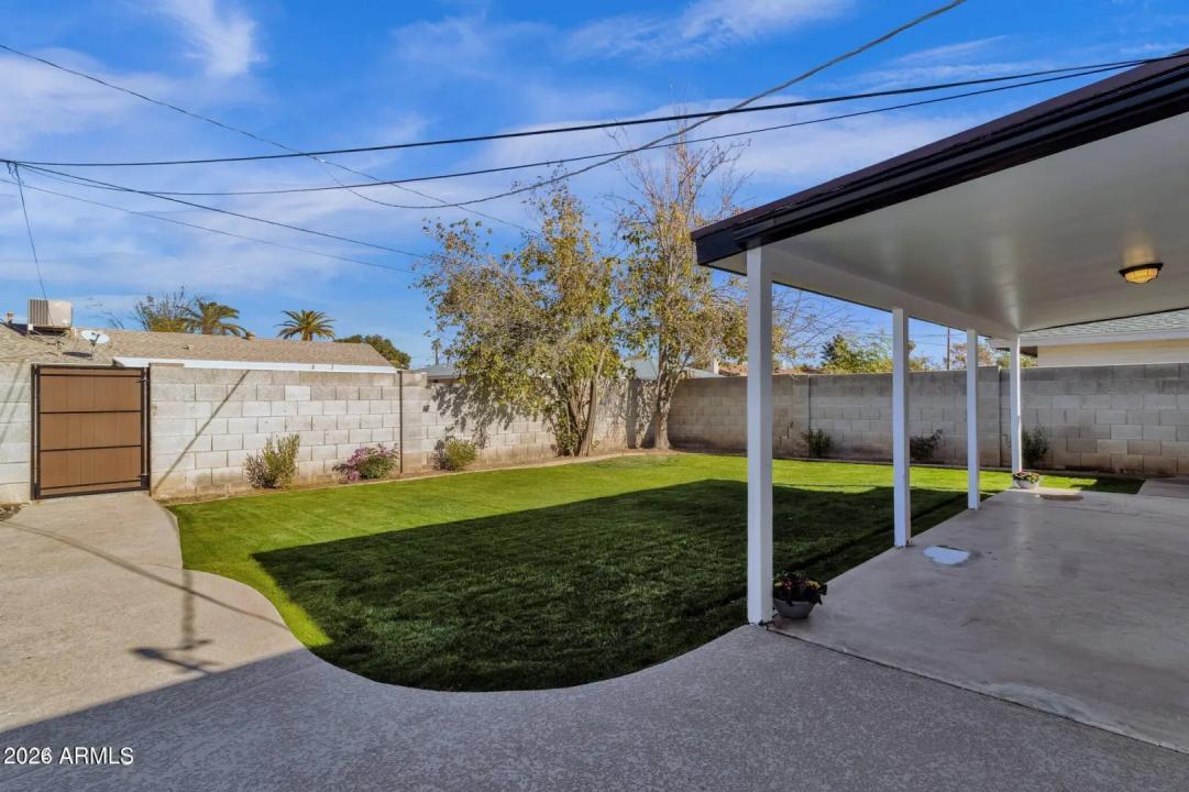 Real Estate Picture 32