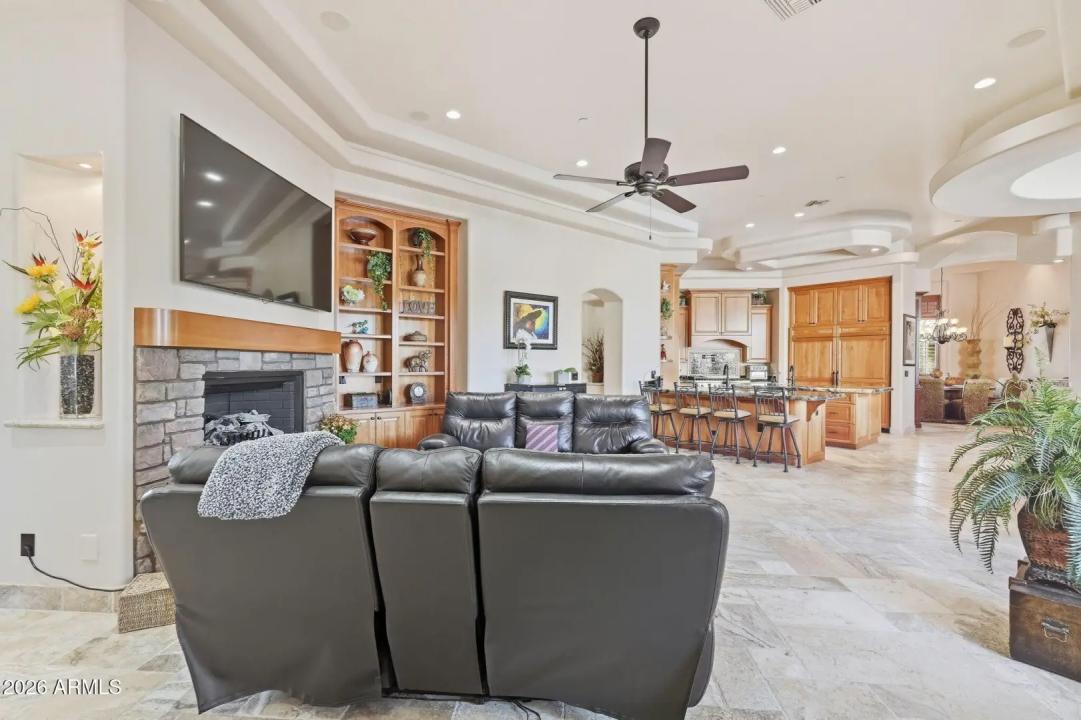 Real Estate Picture 22