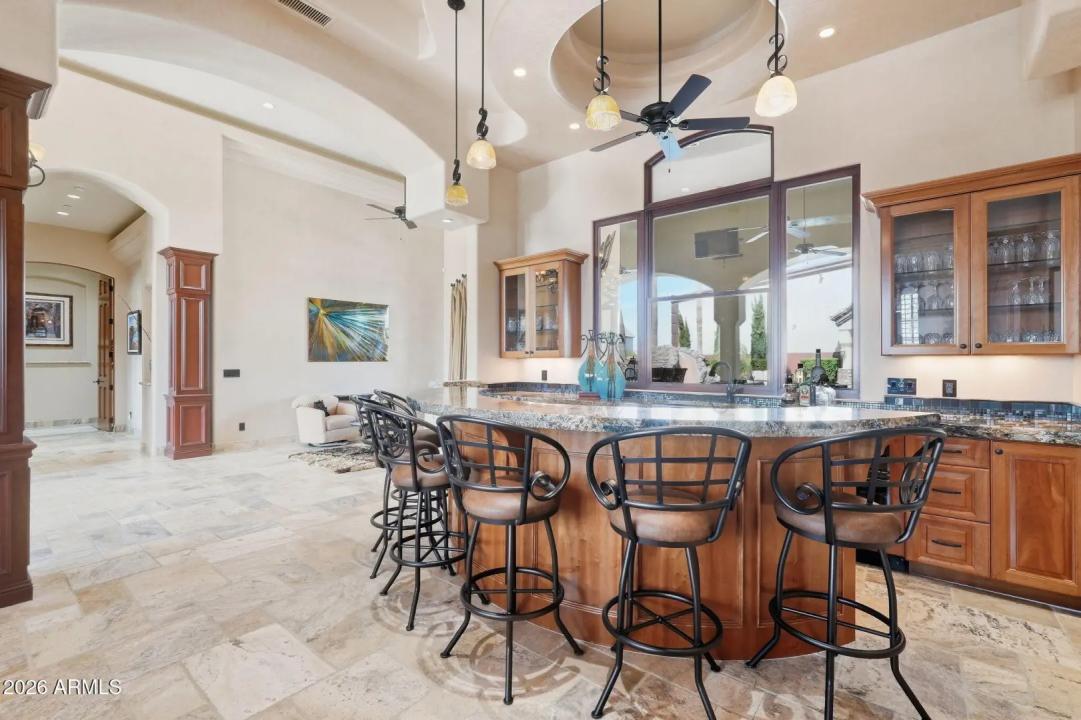 Real Estate Picture 10