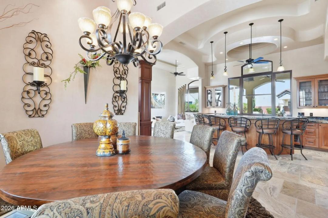 Real Estate Picture 12