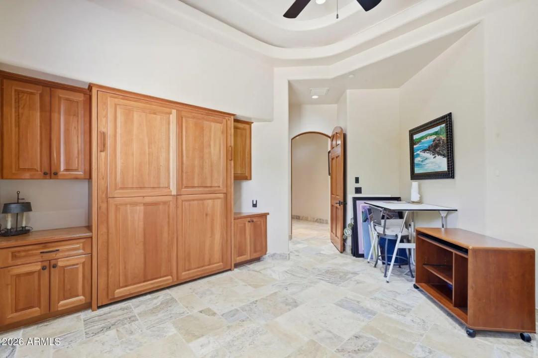 Real Estate Picture 32