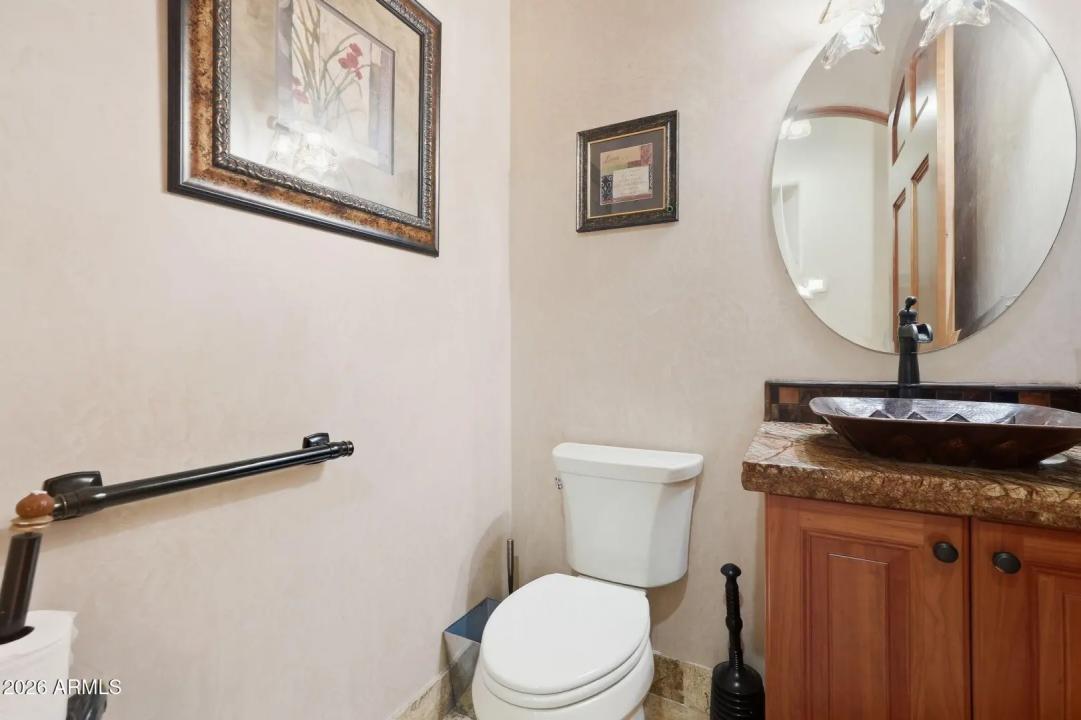 Real Estate Picture 28