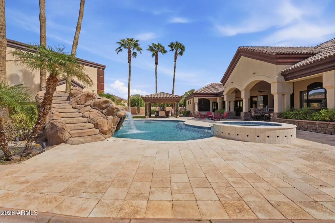 Real Estate Picture 60
