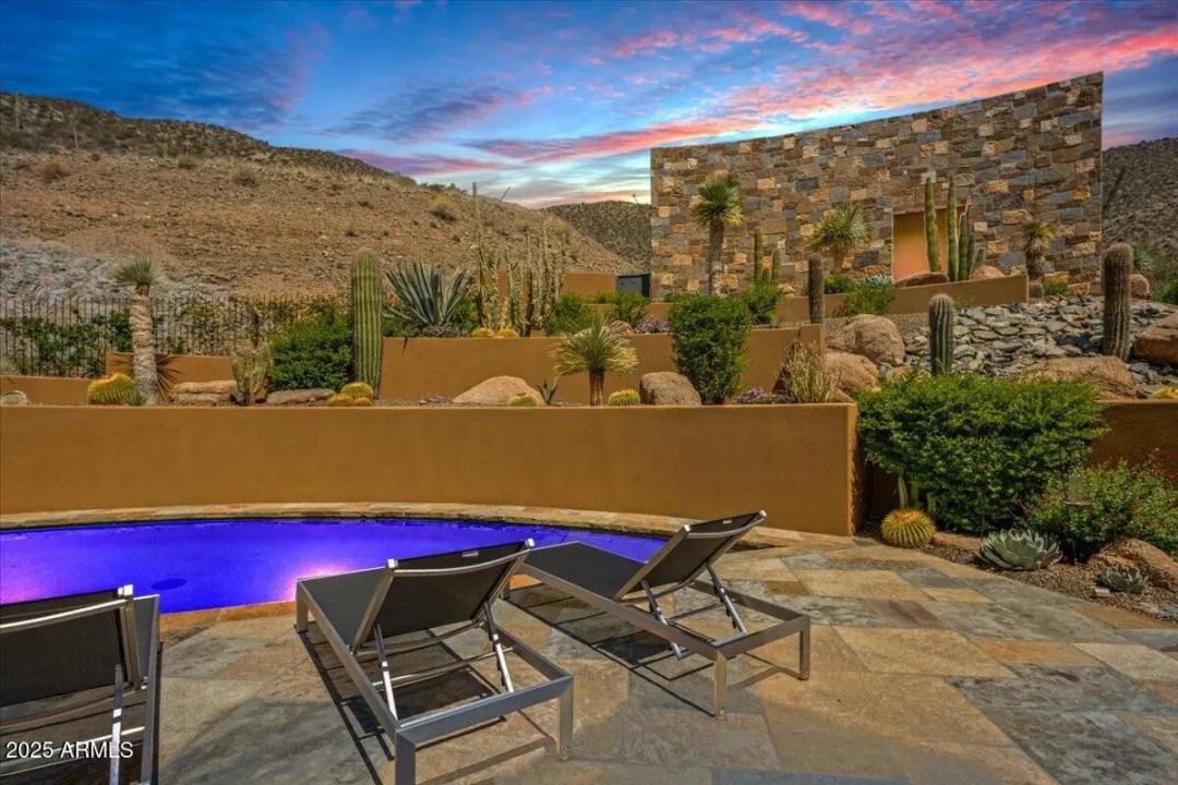 Real Estate Picture 28
