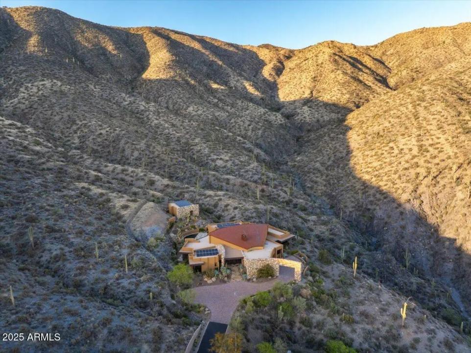 Real Estate Picture 33