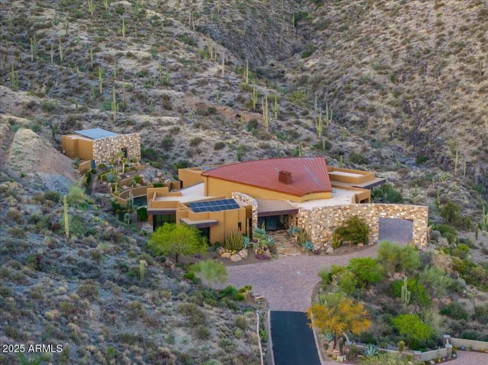 Real Estate Picture 34