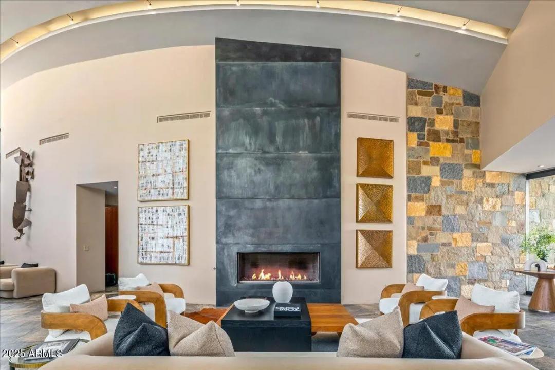Real Estate Picture 40