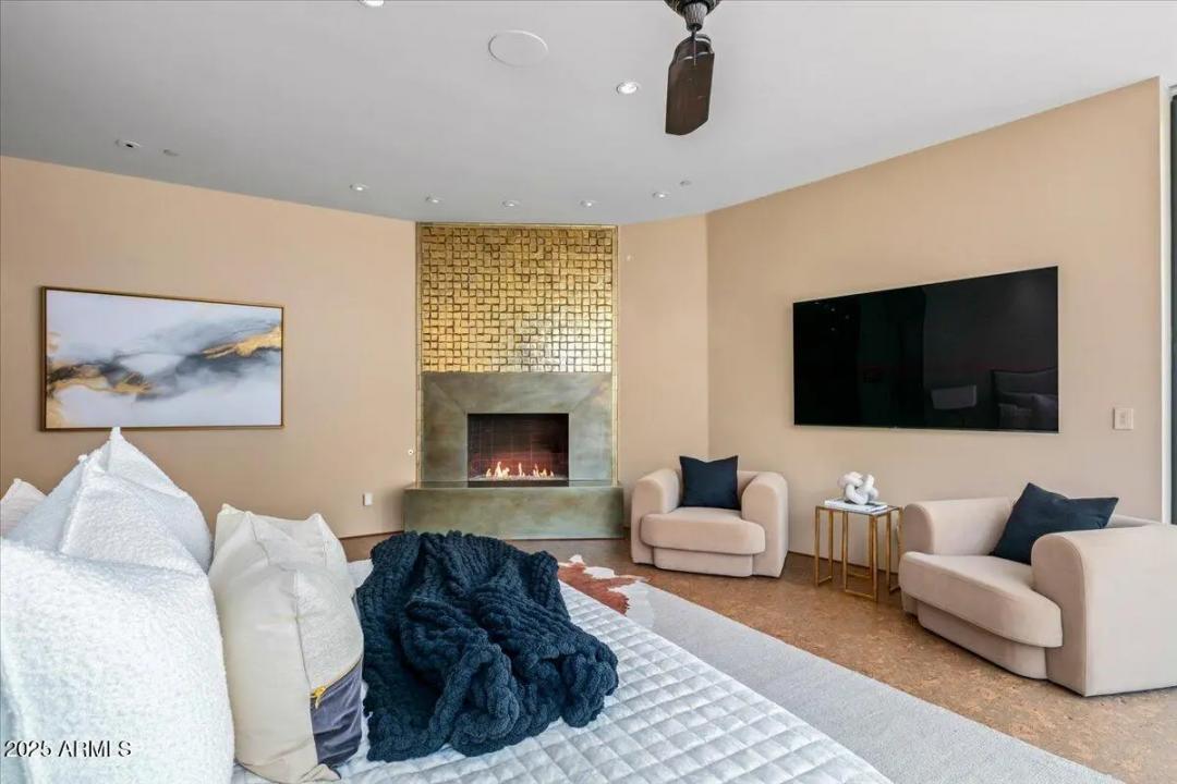Real Estate Picture 55