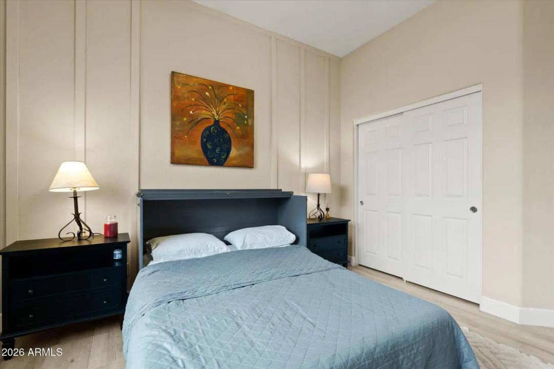 Real Estate Picture 37