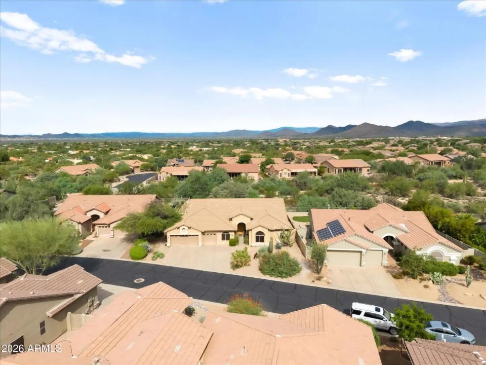 Real Estate Picture 64