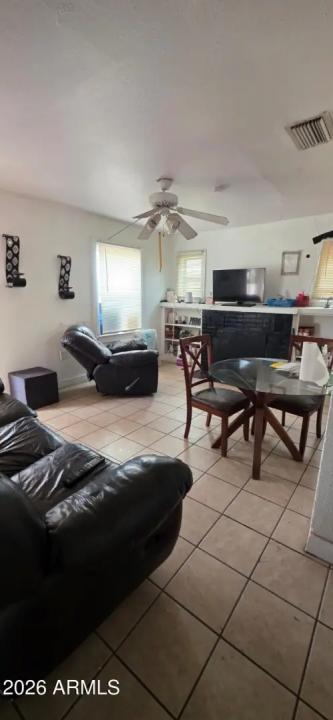 Real Estate Picture 12