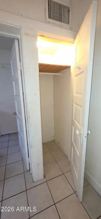 Real Estate Picture 8