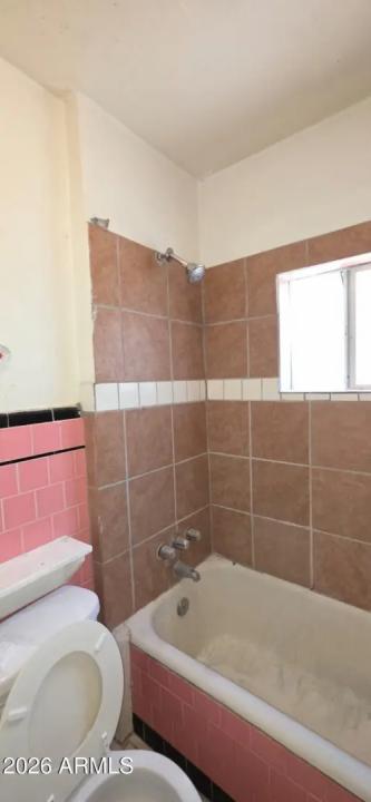 Real Estate Picture 27