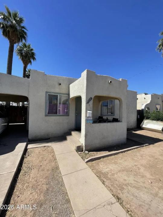Real Estate Picture 5