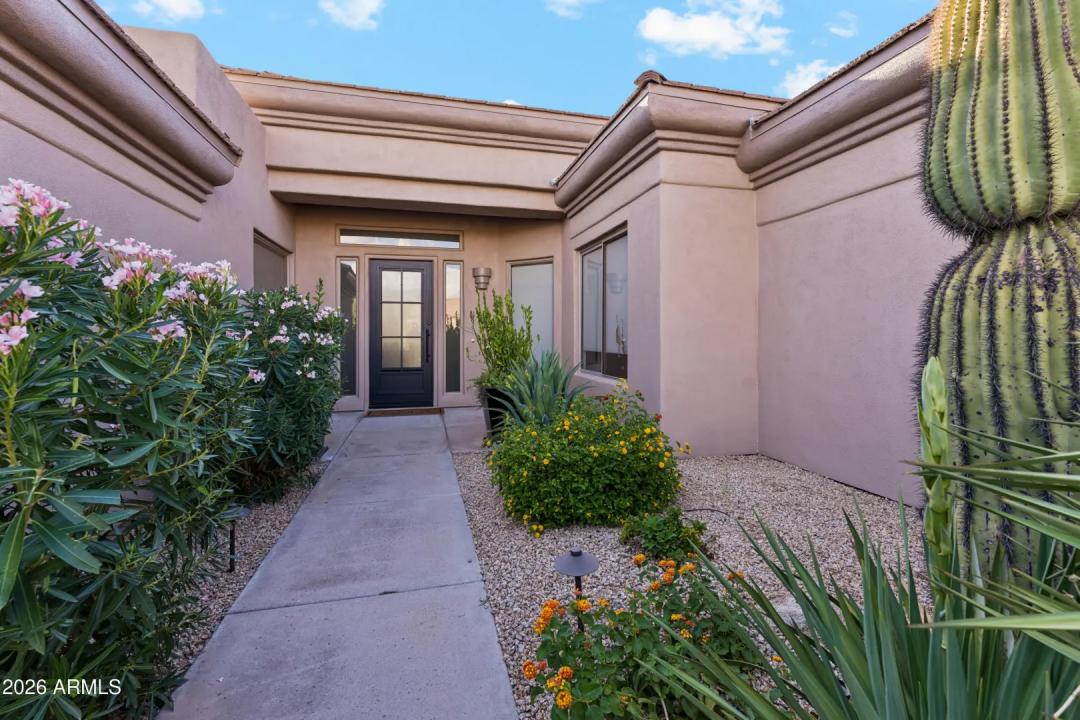 Real Estate Picture 3