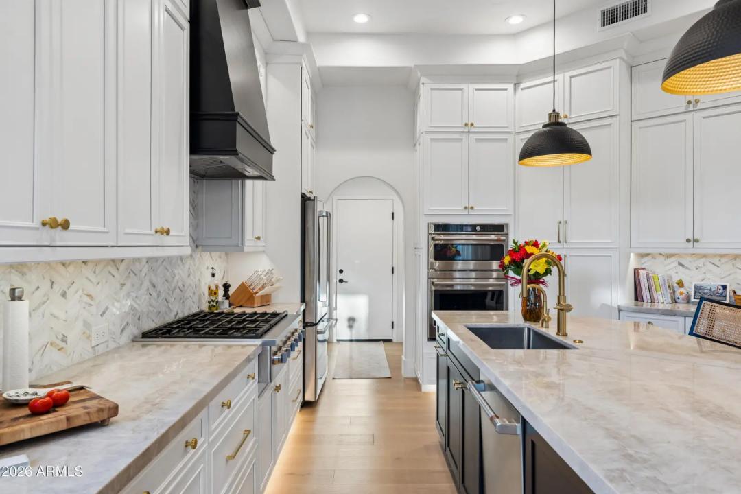 Real Estate Picture 20