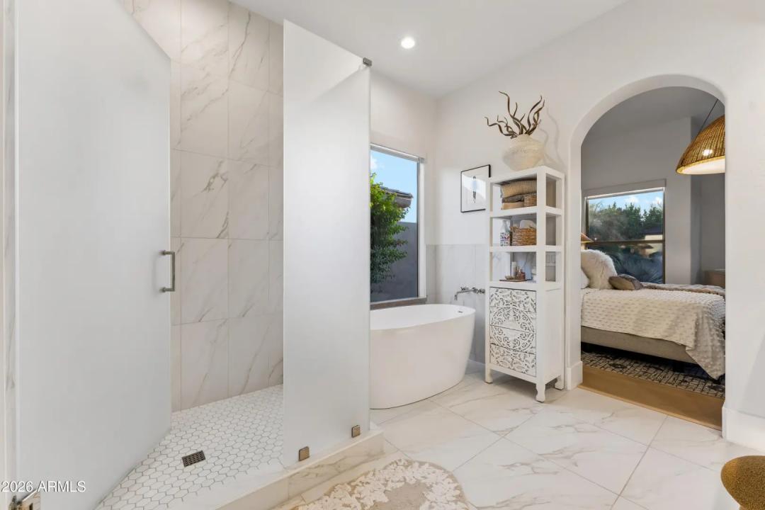 Real Estate Picture 28