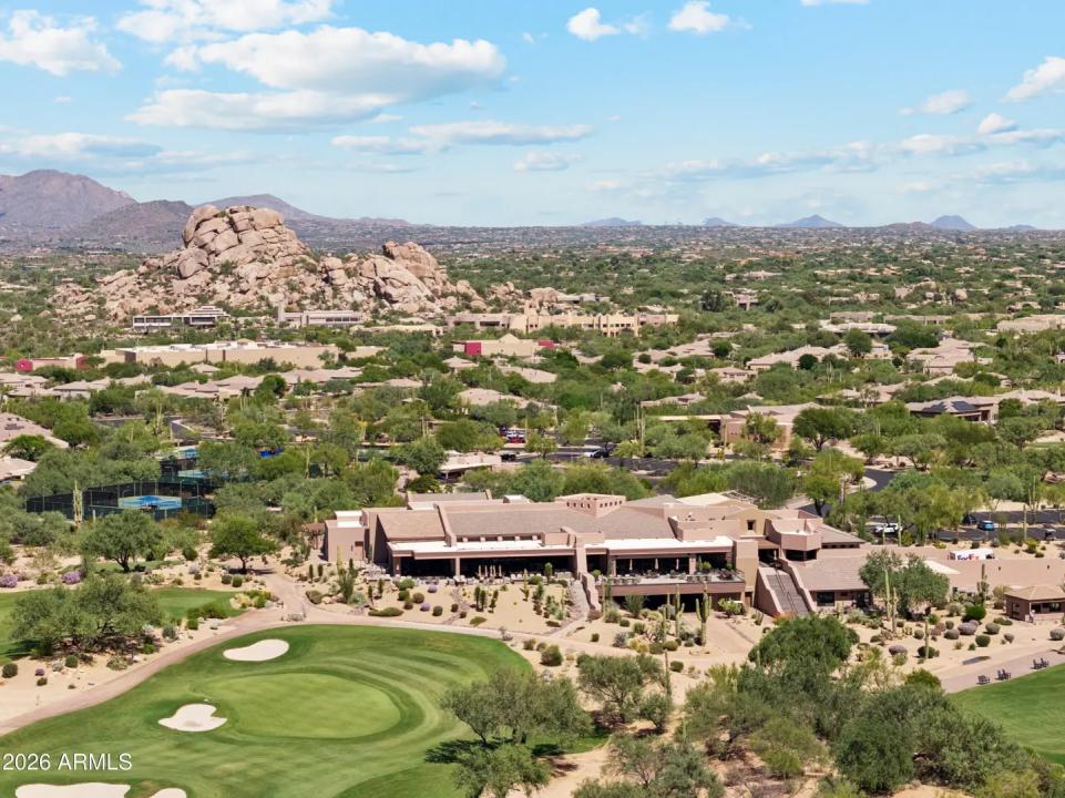 Real Estate Picture 42