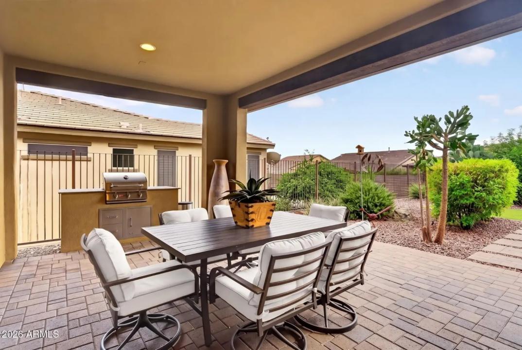 Real Estate Picture 27