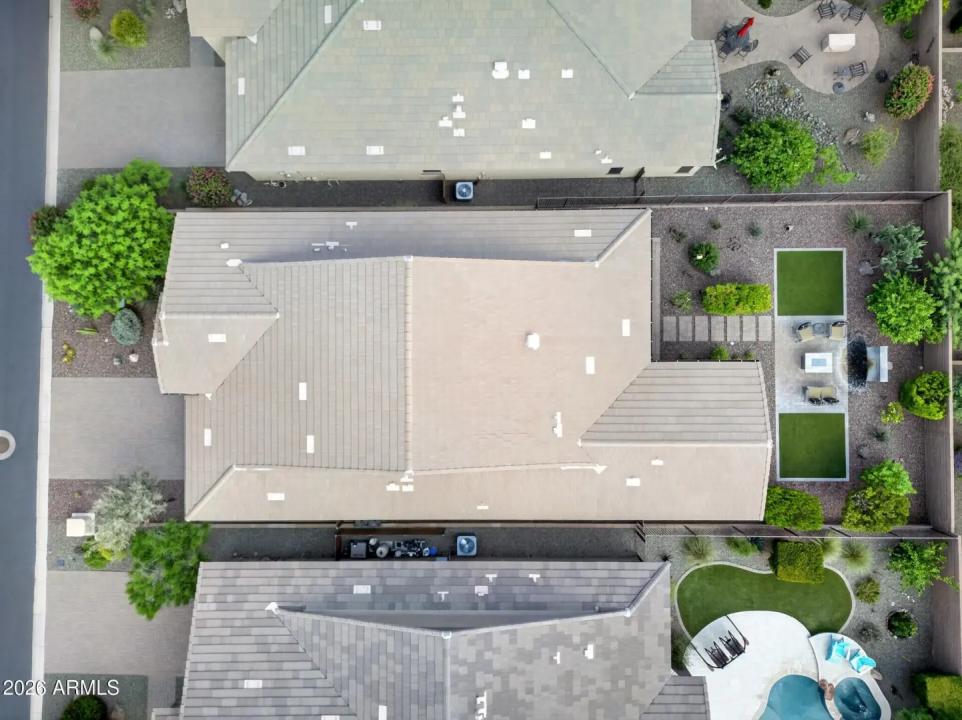 Real Estate Picture 29
