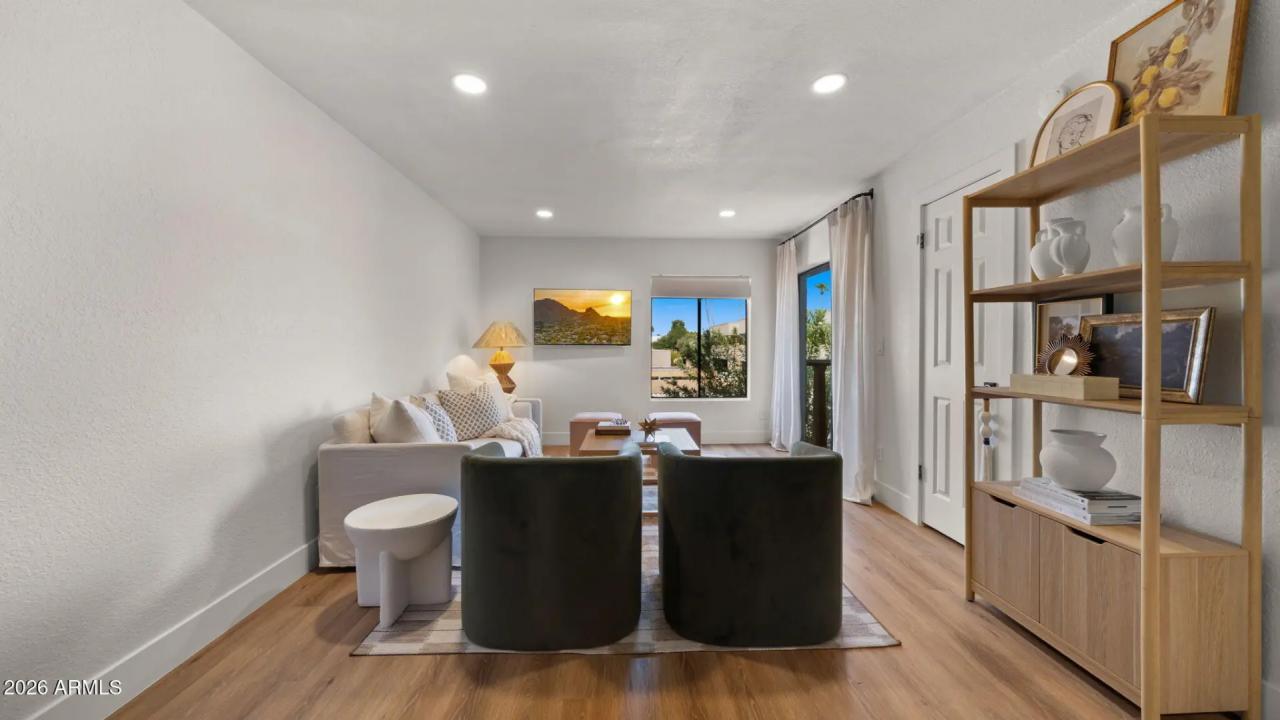 Real Estate Picture 2