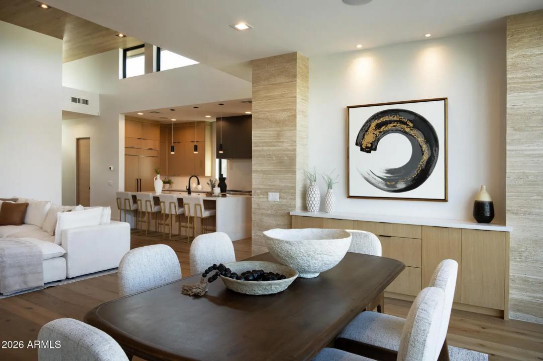 Real Estate Picture 12
