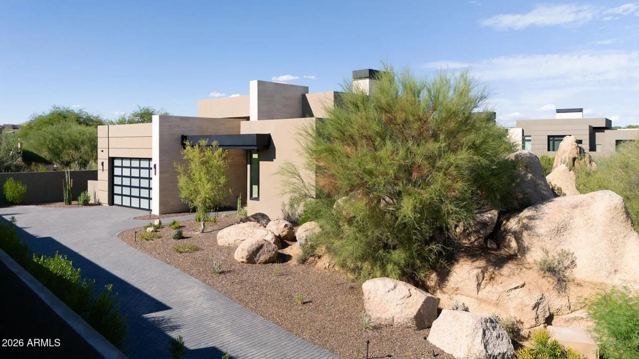 Real Estate Picture 32