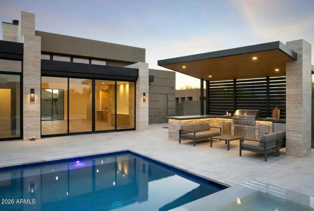 Real Estate Picture 28