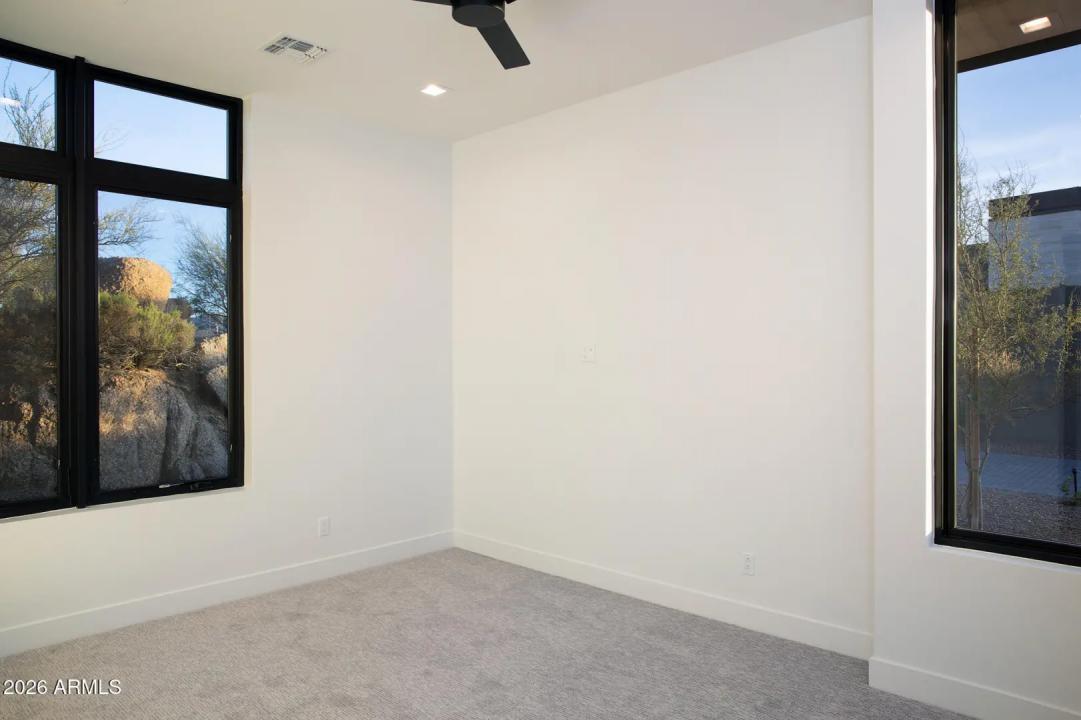 Real Estate Picture 19
