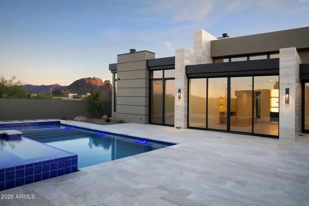 Real Estate Picture 24
