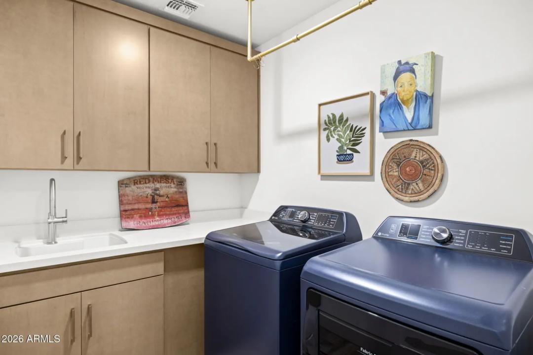 Real Estate Picture 21