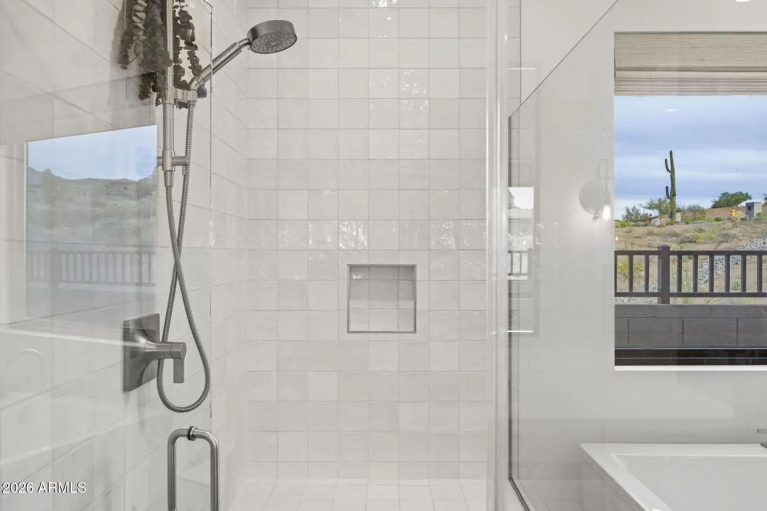 Real Estate Picture 29