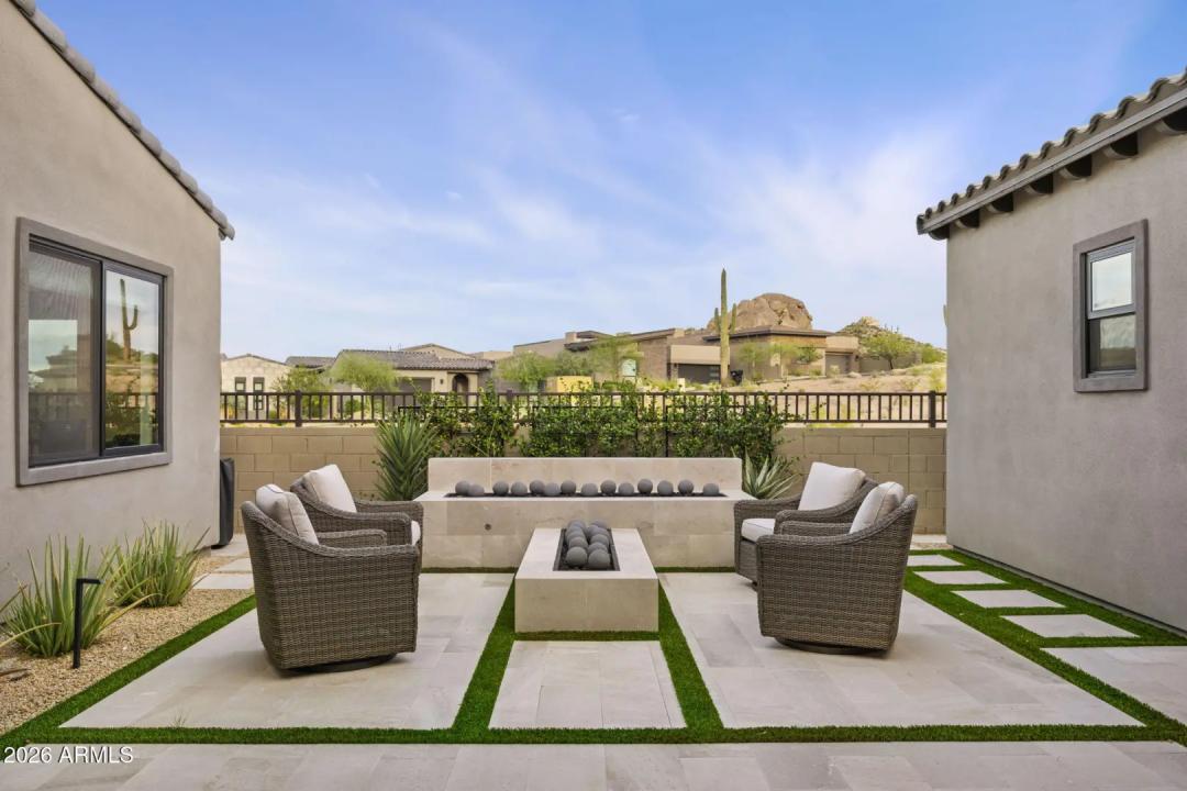 Real Estate Picture 42