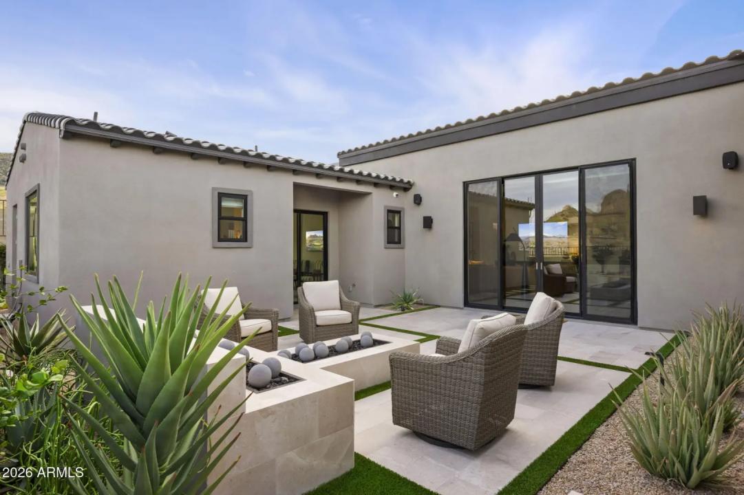 Real Estate Picture 43