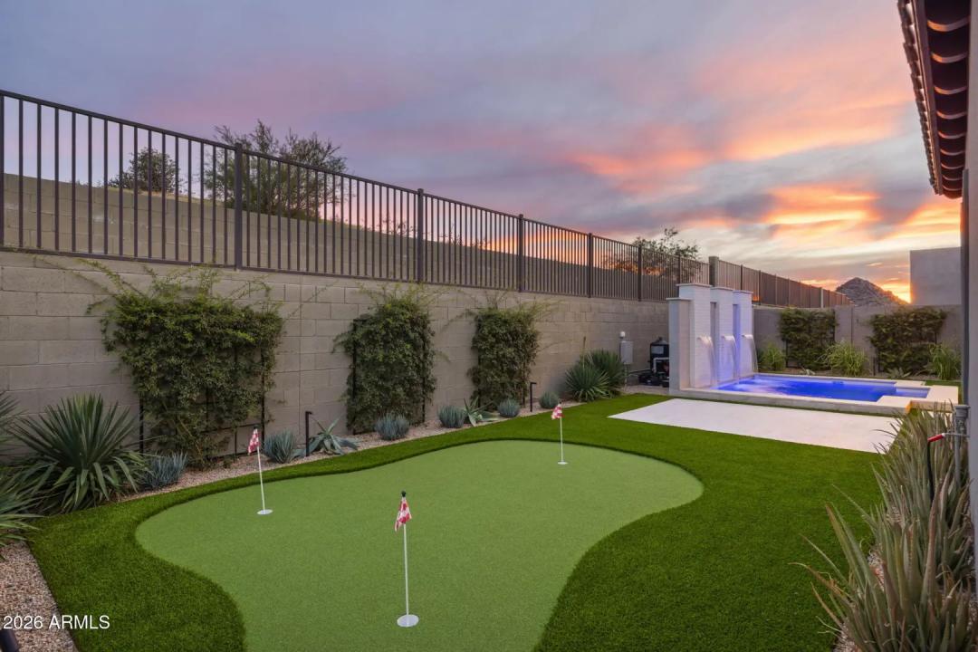 Real Estate Picture 58