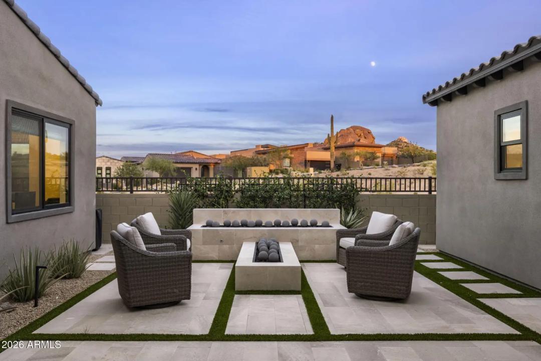 Real Estate Picture 60
