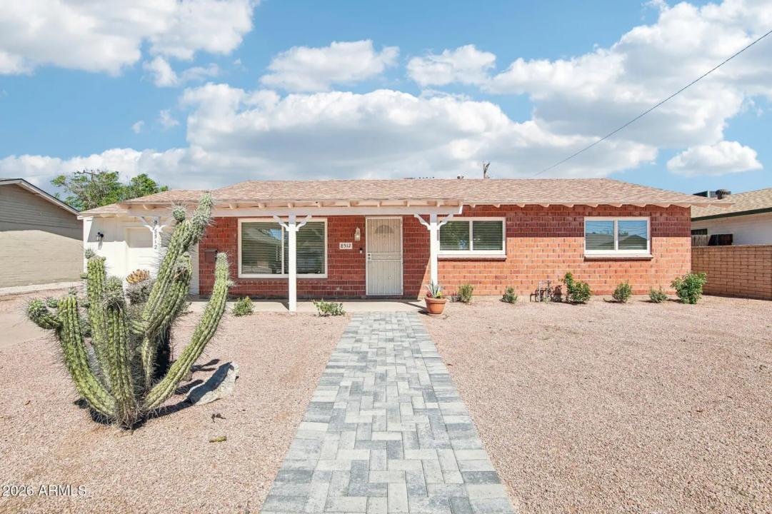 Real Estate Picture 1
