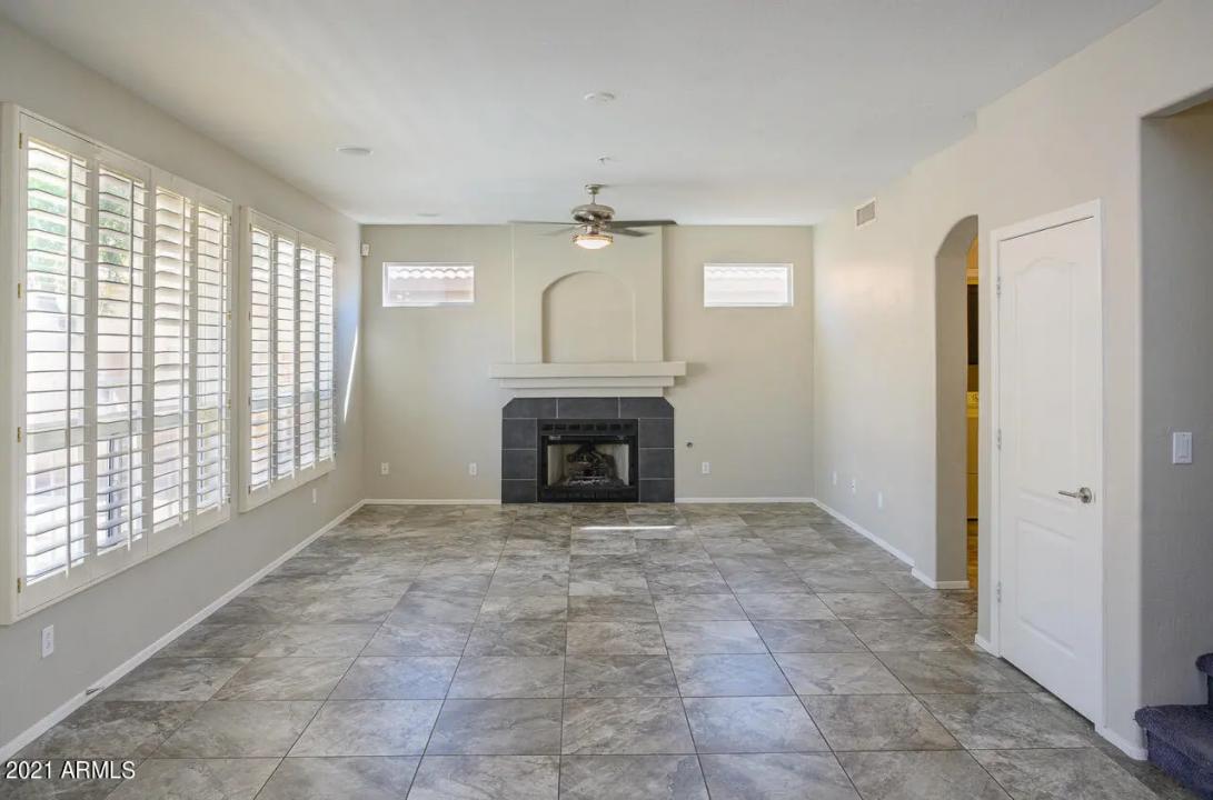 Real Estate Picture 6