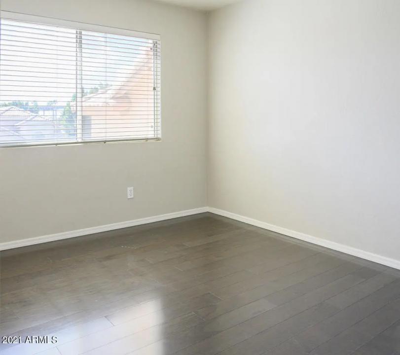 Real Estate Picture 15