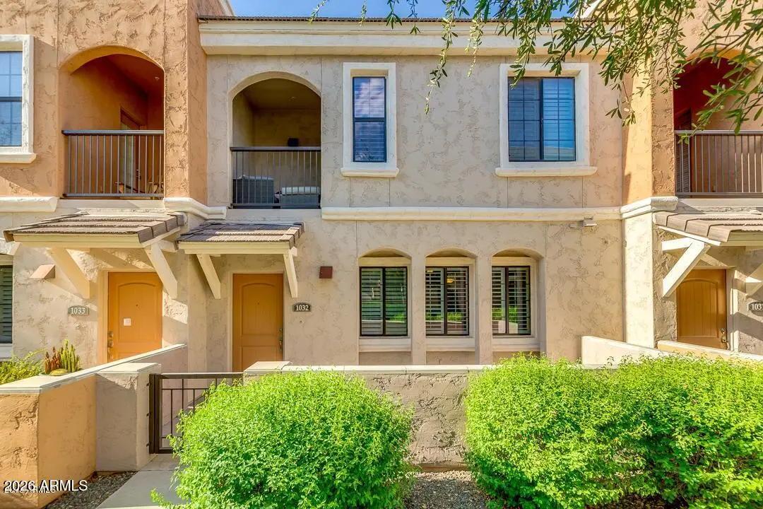 Real Estate Picture 1