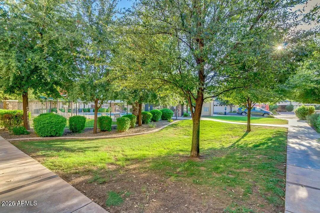 Real Estate Picture 2