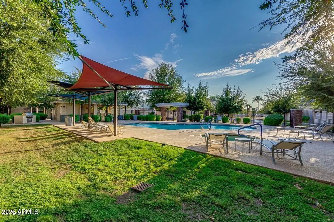 Real Estate Picture 22