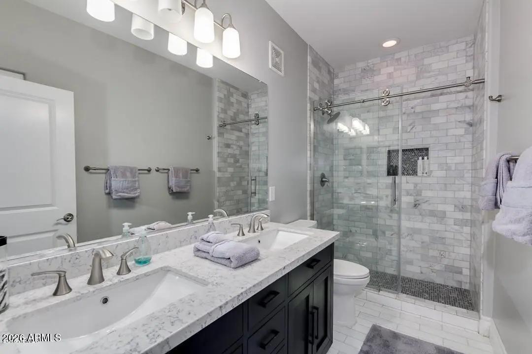 Real Estate Picture 18