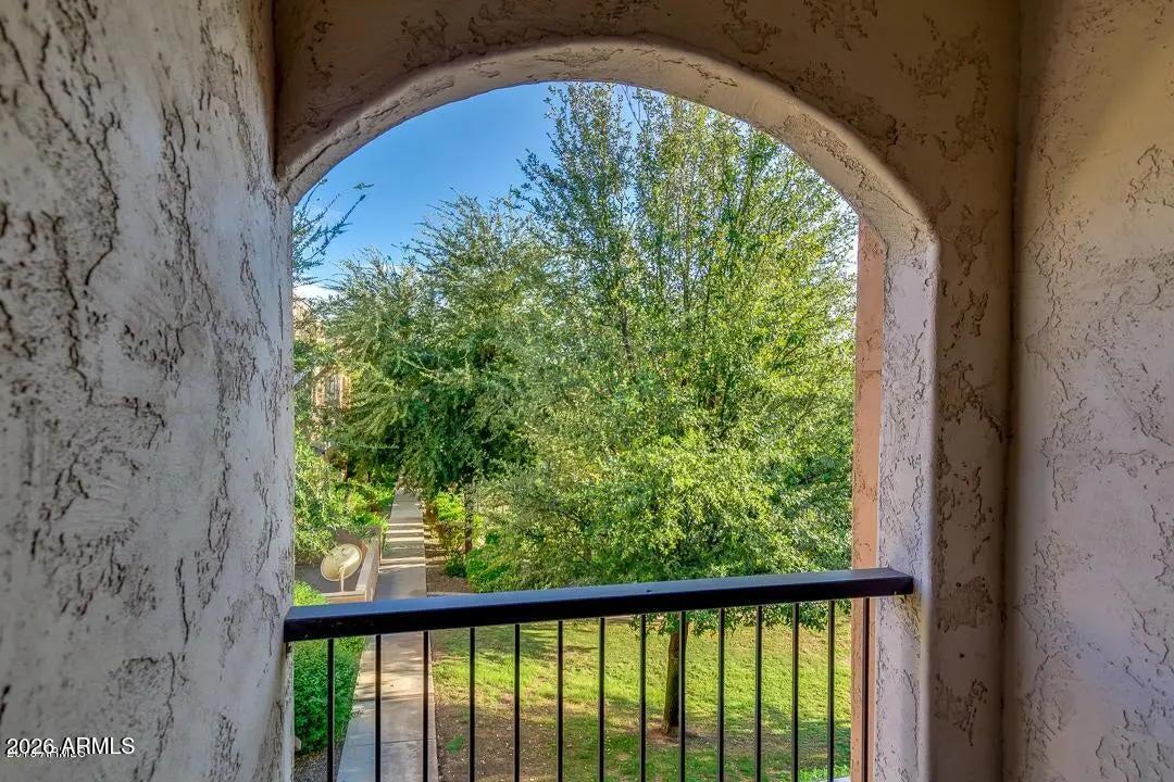 Real Estate Picture 16