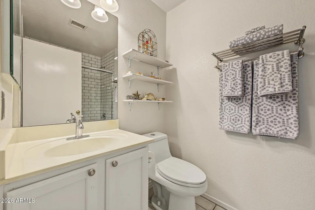 Real Estate Picture 20