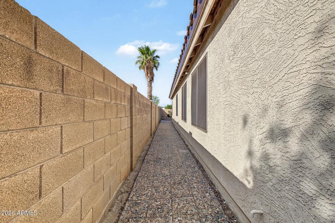 Real Estate Picture 29